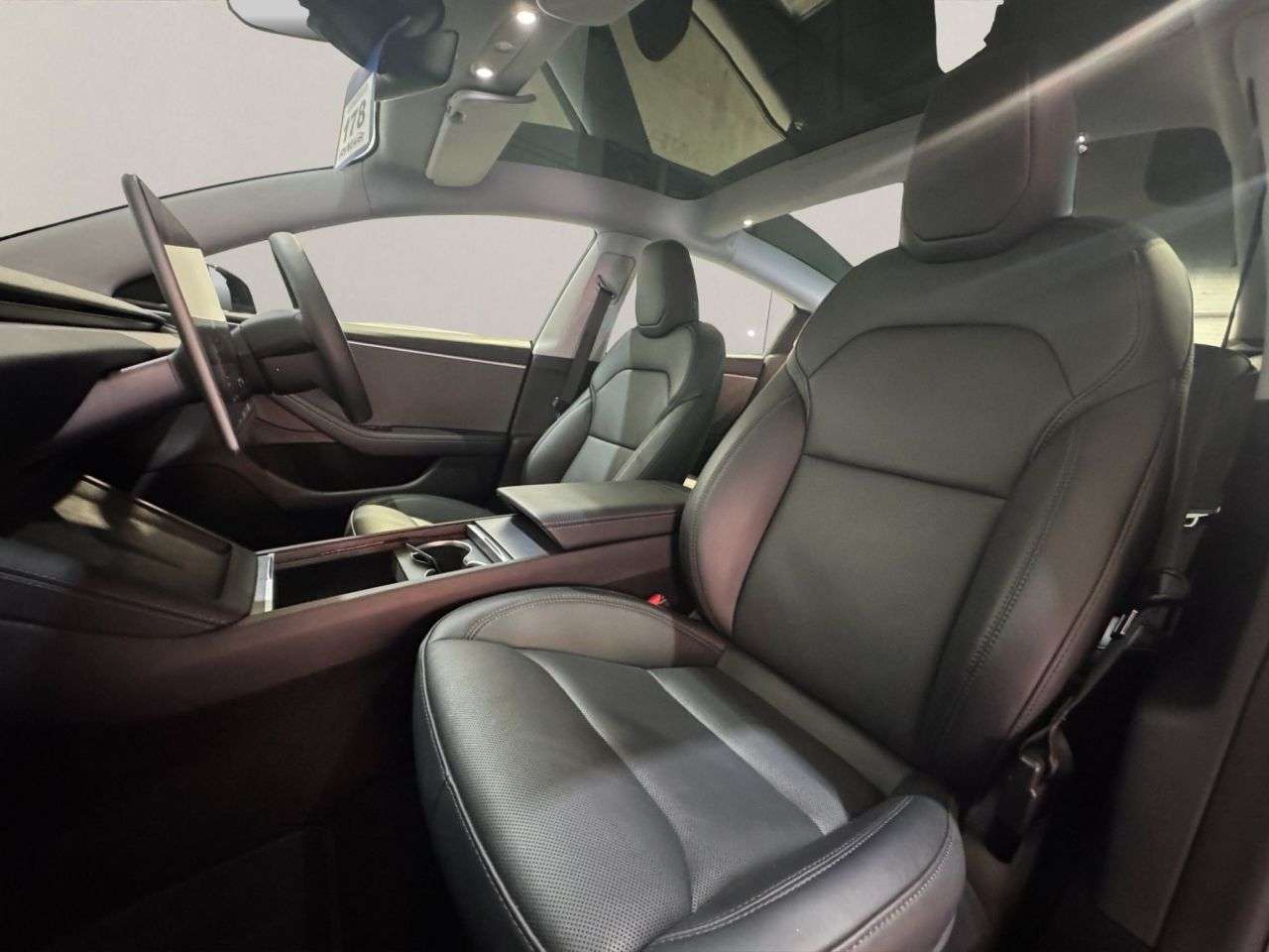 2025 TESLA MODEL 3 2025 TESLA MODEL 3