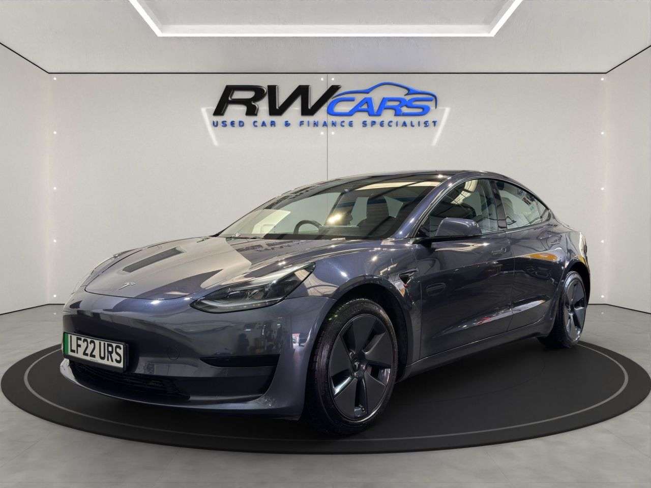 A 2022 TESLA MODEL 3 Standard Range Plus Saloon 4dr Electric Auto RWD (241 bhp) A 2022 TESLA MODEL 3 Standard Range Plus Saloon 4dr Electric Auto RWD (241 bhp)