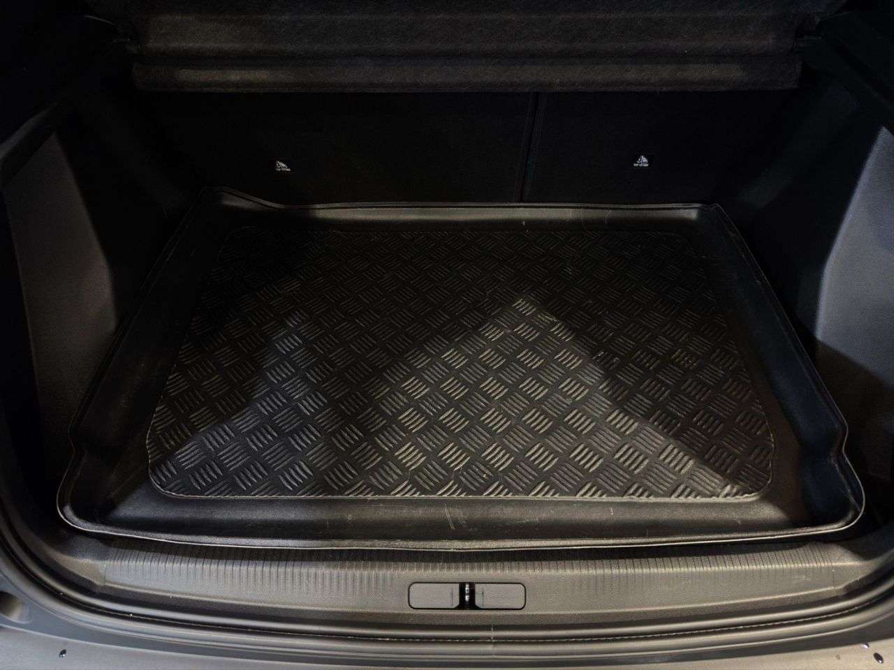 2021 PEUGEOT 2008 2021 PEUGEOT 2008