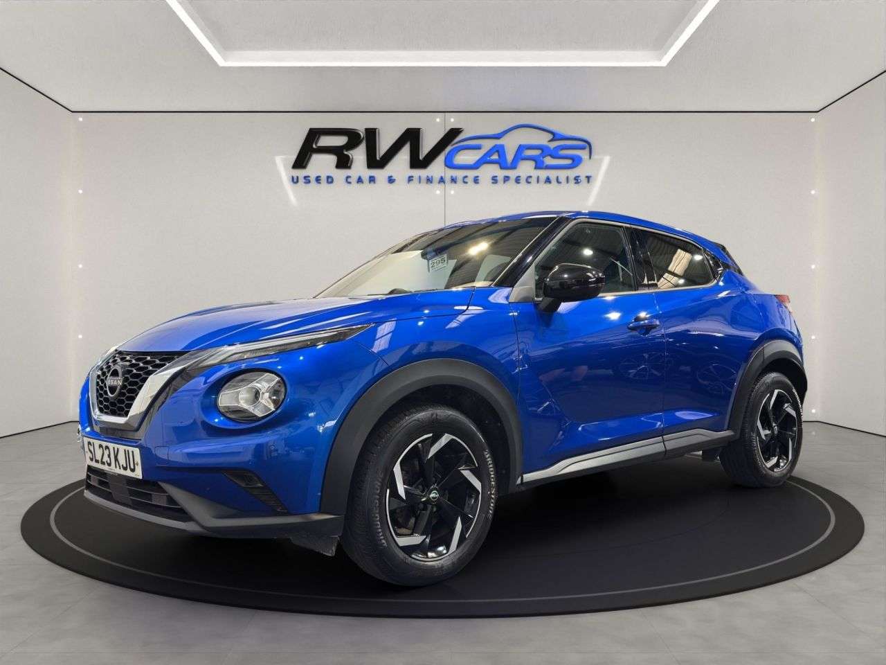 A 2023 NISSAN JUKE 1.0 DIG-T N-Connecta SUV 5dr Petrol DCT Auto Euro 6 (s/s) (114 ps) A 2023 NISSAN JUKE 1.0 DIG-T N-Connecta SUV 5dr Petrol DCT Auto Euro 6 (s/s) (114 ps)
