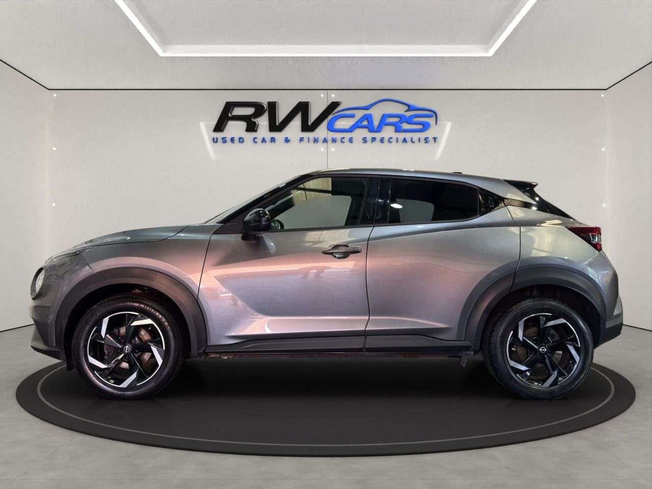 A 2023 NISSAN JUKE 1.0 DIG-T N-Connecta SUV 5dr Petrol Manual Euro 6 (s/s) (114 ps) A 2023 NISSAN JUKE 1.0 DIG-T N-Connecta SUV 5dr Petrol Manual Euro 6 (s/s) (114 ps)