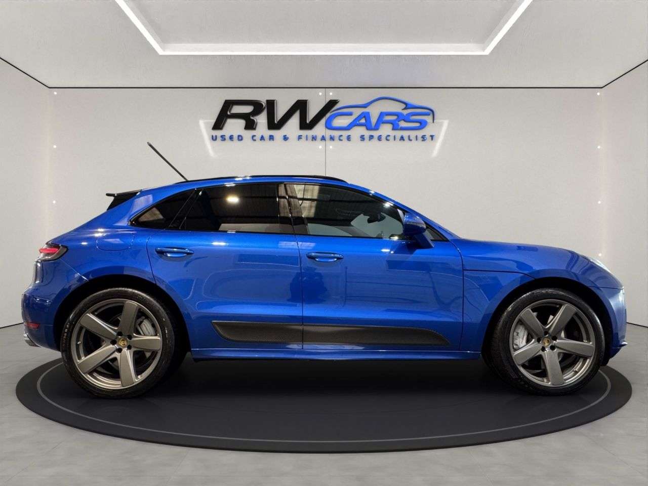 2019 PORSCHE MACAN 2019 PORSCHE MACAN