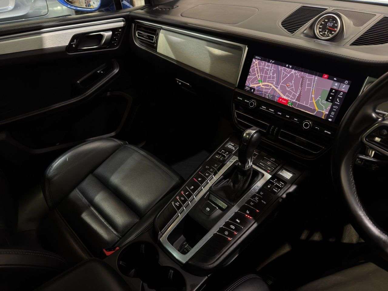 2019 PORSCHE MACAN 2019 PORSCHE MACAN