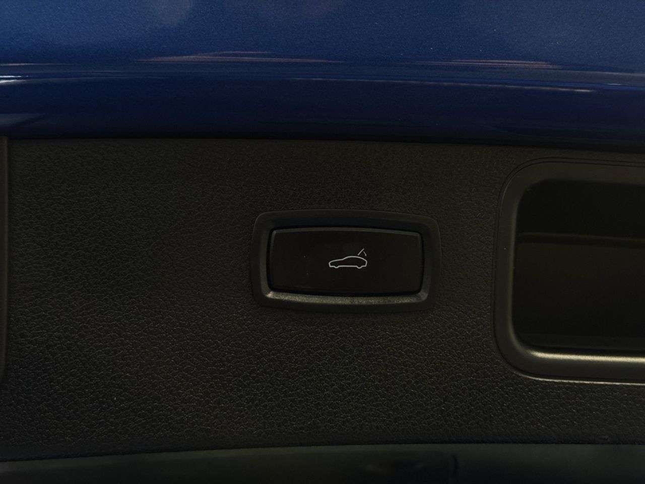 2019 PORSCHE MACAN 2019 PORSCHE MACAN