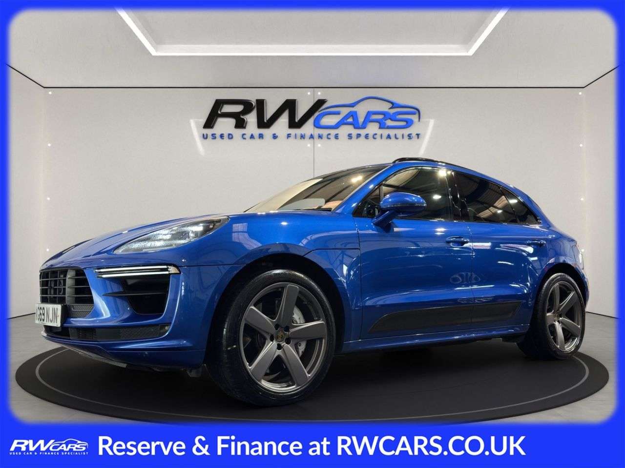 A 2019 PORSCHE MACAN 2.9T V6 Turbo SUV 5dr Petrol PDK 4WD Euro 6 (s/s) (440 ps) A 2019 PORSCHE MACAN 2.9T V6 Turbo SUV 5dr Petrol PDK 4WD Euro 6 (s/s) (440 ps)
