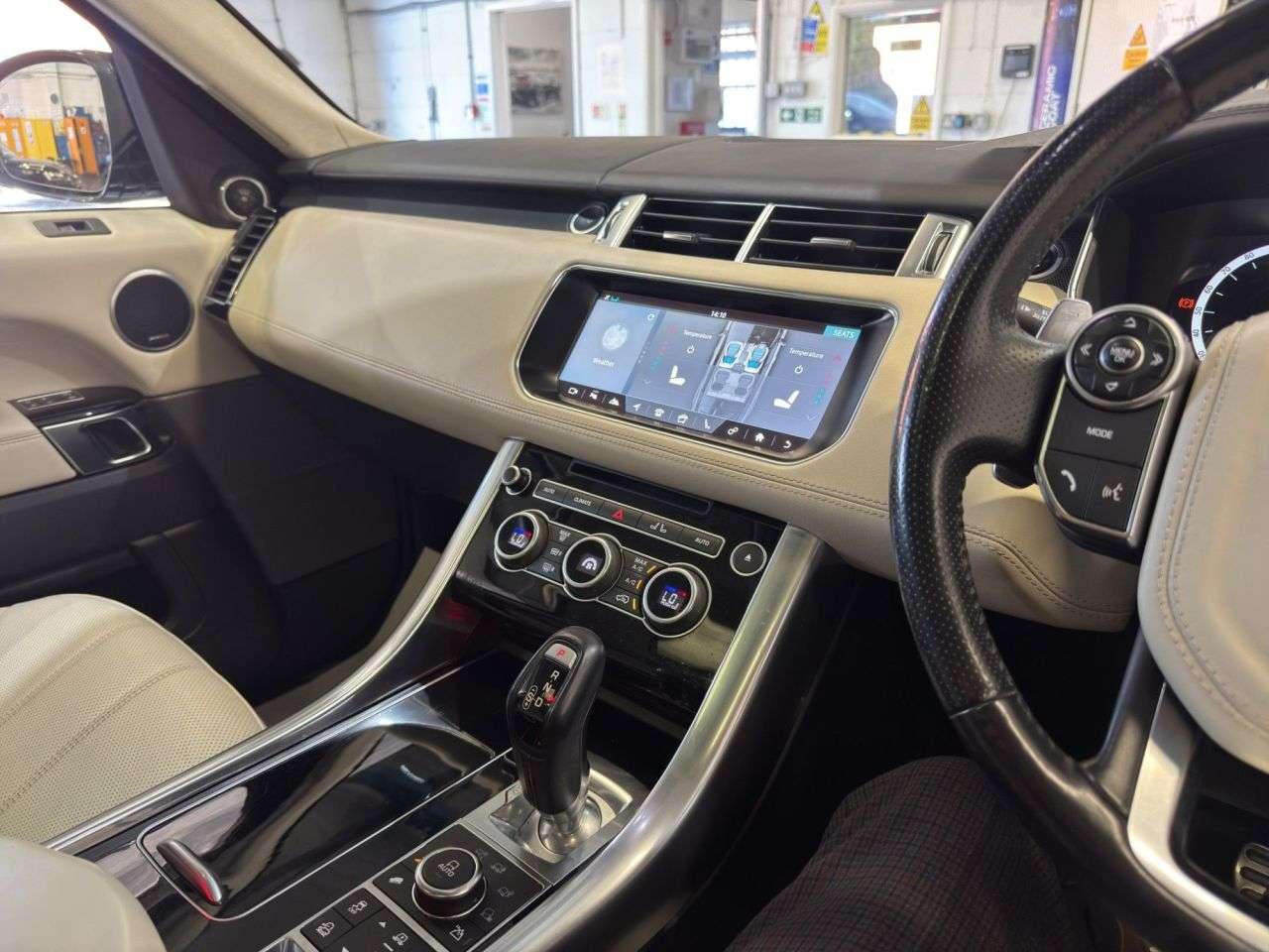 2017 LAND ROVER RANGE ROVER SPORT 2017 LAND ROVER RANGE ROVER SPORT