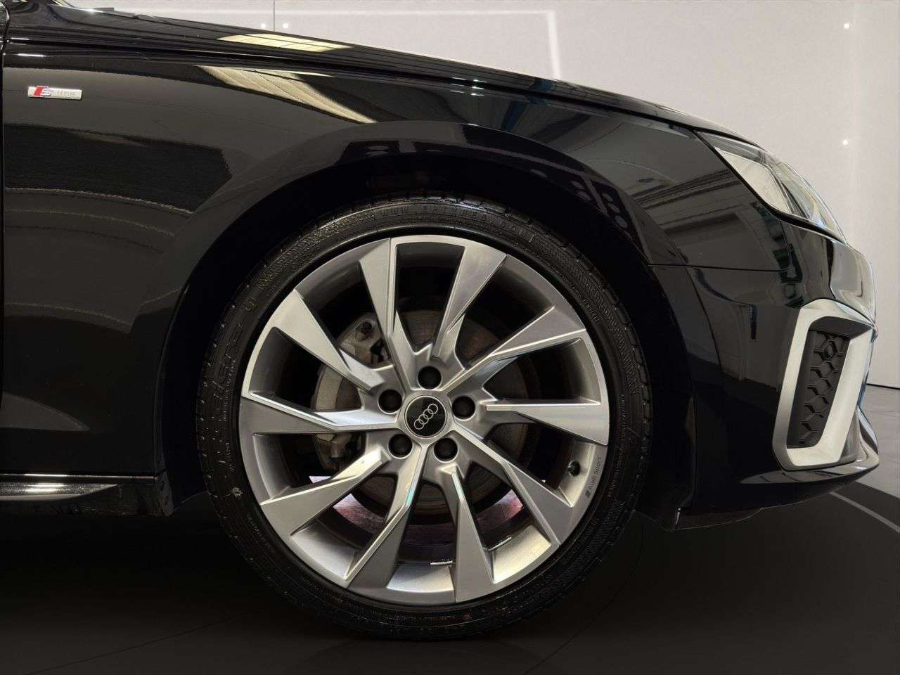 2024 AUDI A4 AVANT 2024 AUDI A4 AVANT