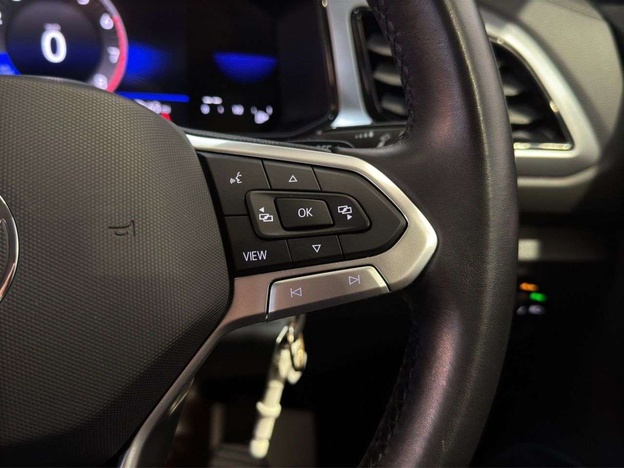 2022 VOLKSWAGEN T-ROC 2022 VOLKSWAGEN T-ROC