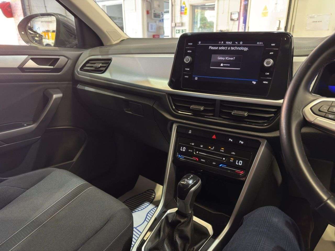 2022 VOLKSWAGEN T-ROC 2022 VOLKSWAGEN T-ROC