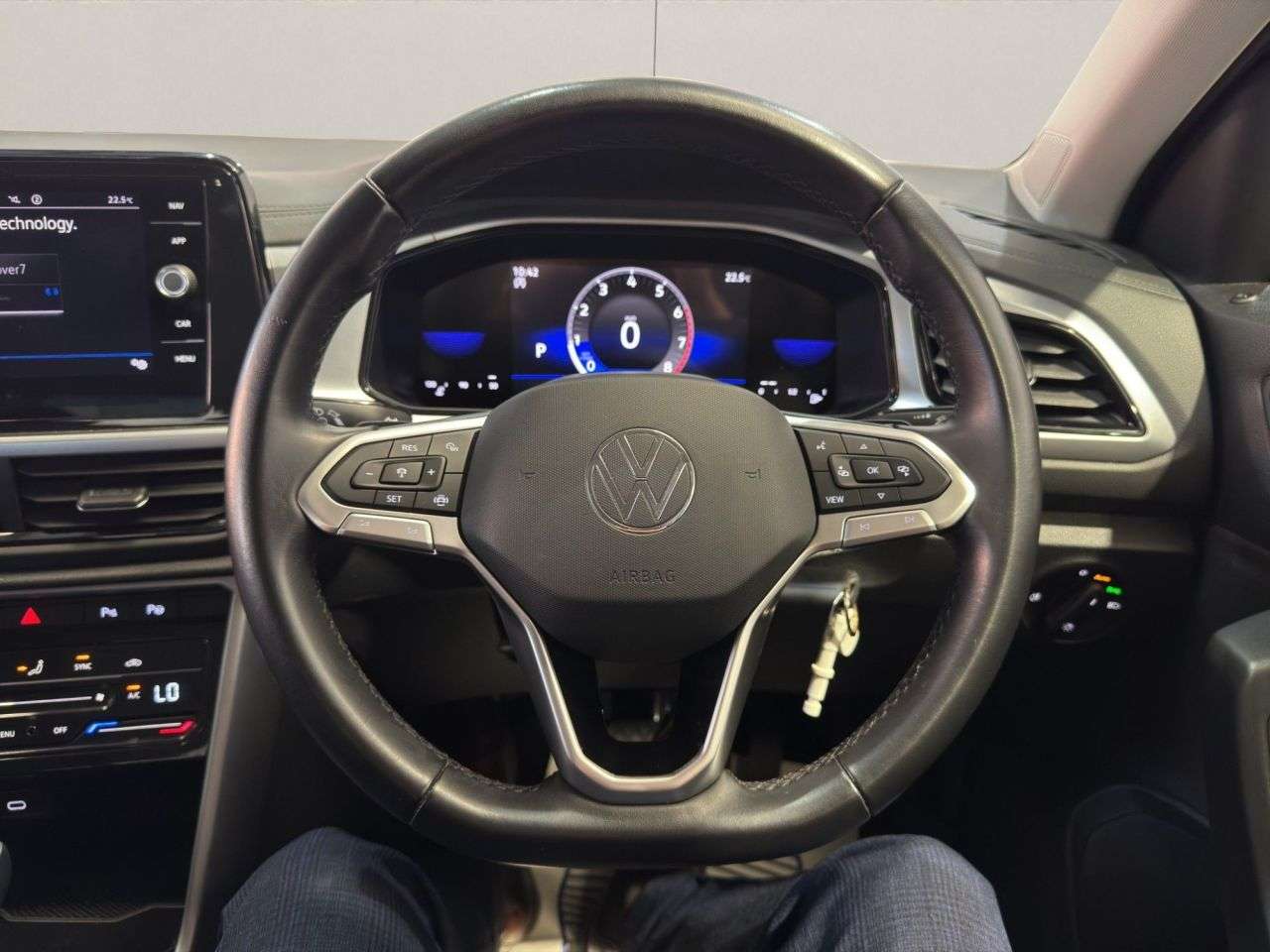 2022 VOLKSWAGEN T-ROC 2022 VOLKSWAGEN T-ROC