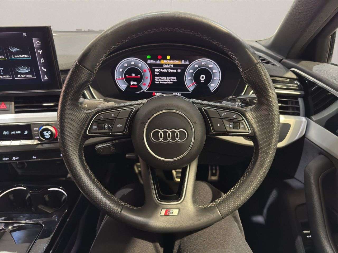 2022 AUDI A4 AVANT 2022 AUDI A4 AVANT