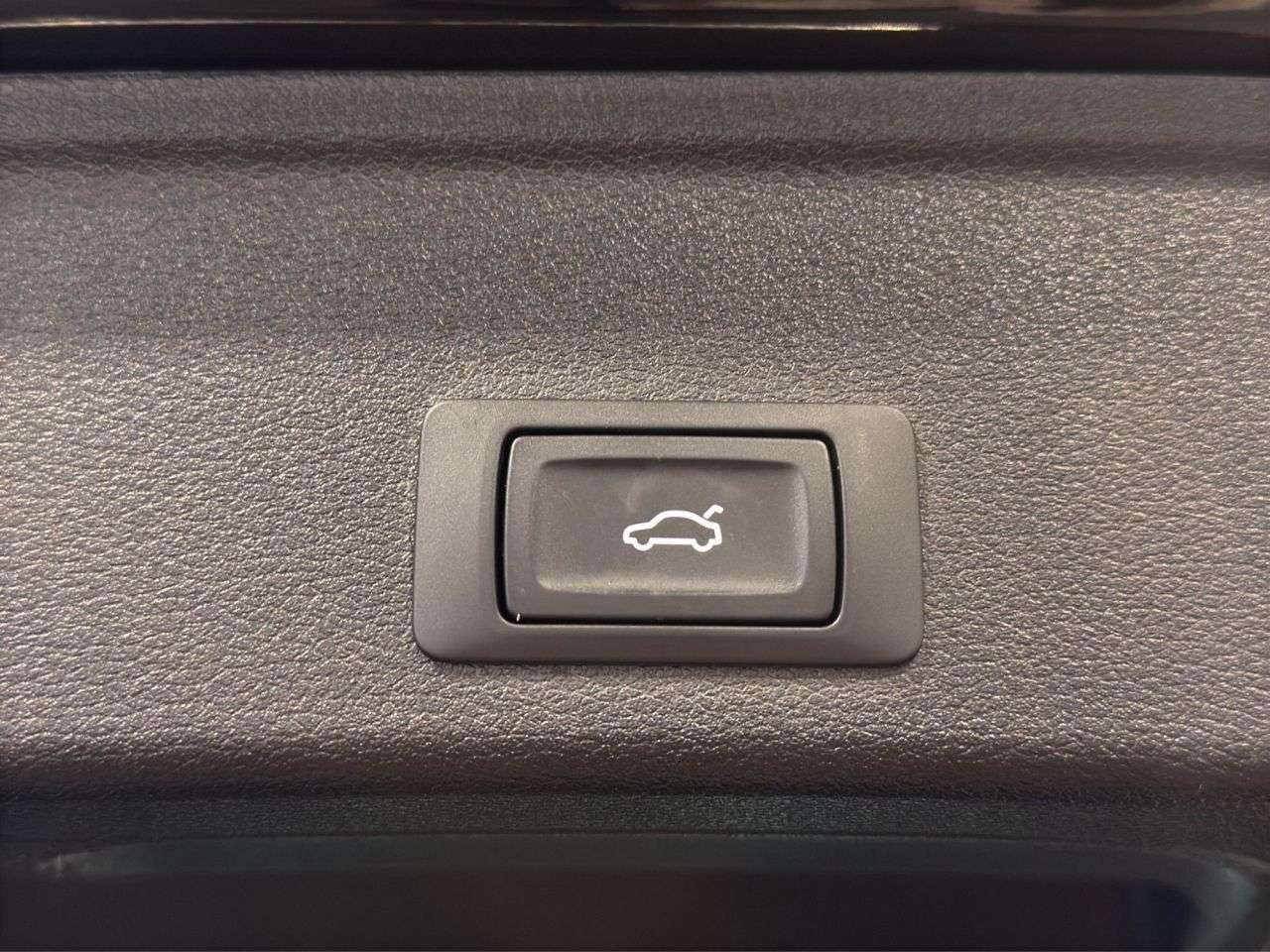 2022 AUDI A4 AVANT 2022 AUDI A4 AVANT