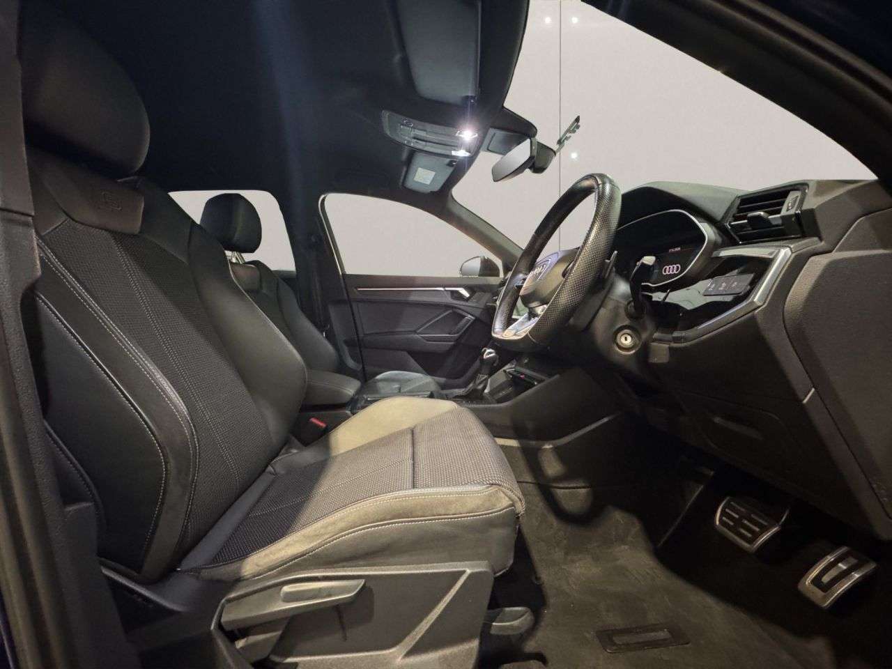 2021 AUDI Q3 2021 AUDI Q3
