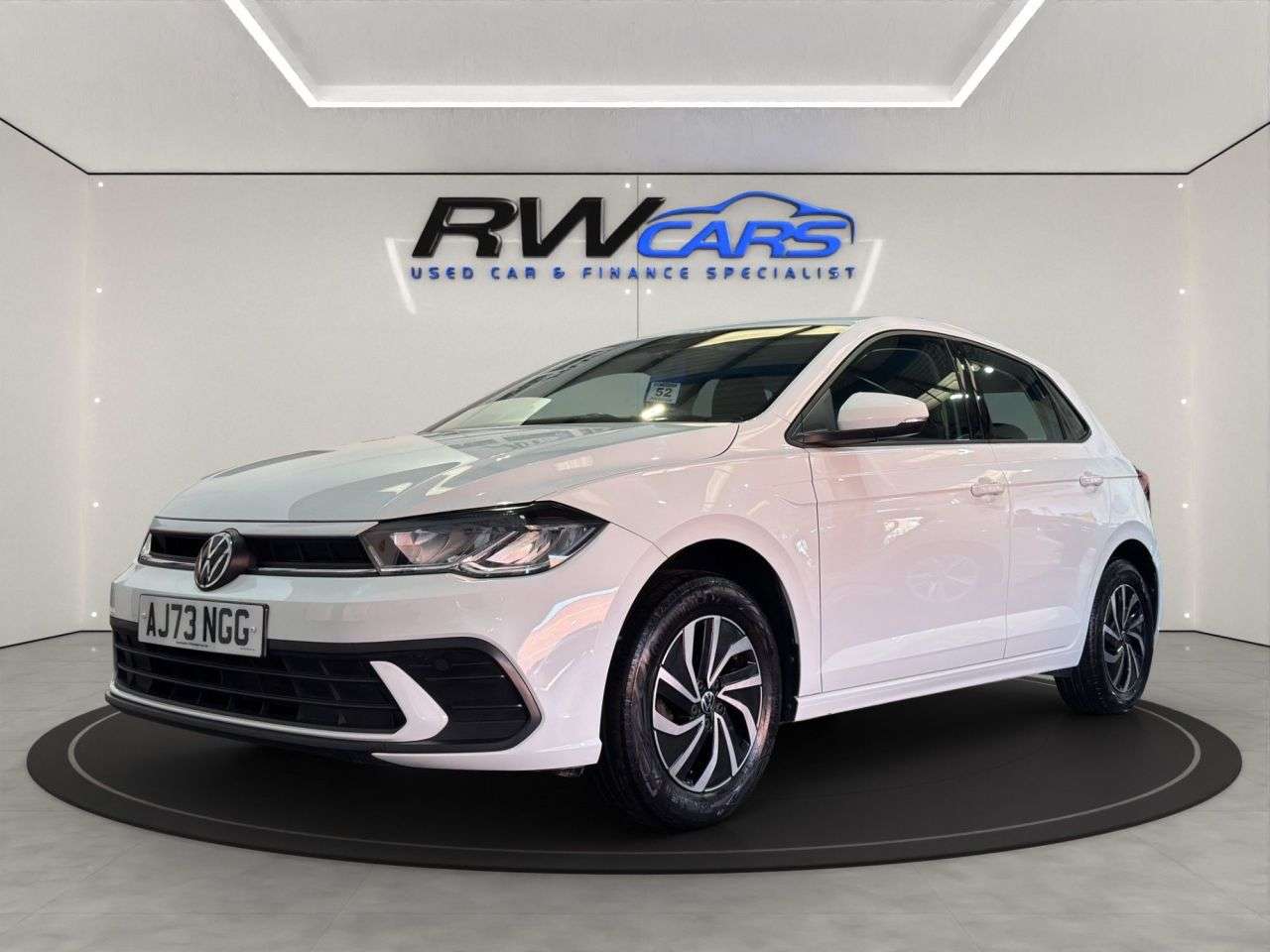 A 2023 VOLKSWAGEN POLO 1.0 EVO Life Hatchback 5dr Petrol Manual Euro 6 (s/s) (80 ps) A 2023 VOLKSWAGEN POLO 1.0 EVO Life Hatchback 5dr Petrol Manual Euro 6 (s/s) (80 ps)