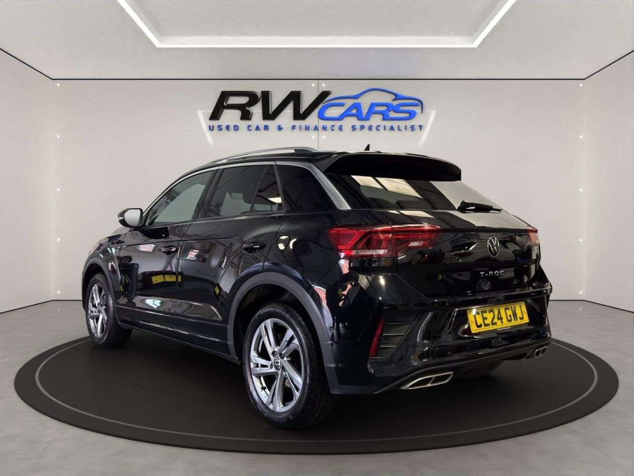 A 2024 VOLKSWAGEN T-ROC 1.5 TSI R-Line SUV 5dr Petrol Manual Euro 6 (s/s) (150 ps) A 2024 VOLKSWAGEN T-ROC 1.5 TSI R-Line SUV 5dr Petrol Manual Euro 6 (s/s) (150 ps)