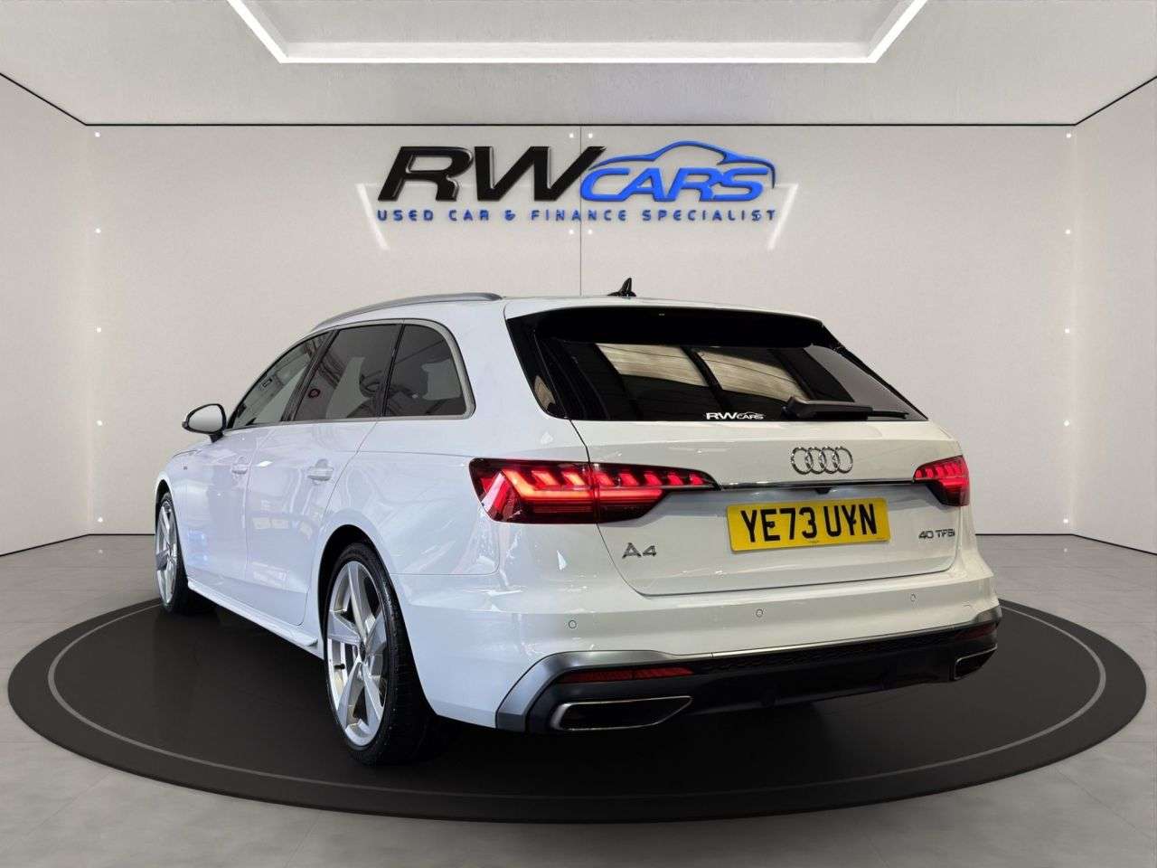 A 2023 AUDI A4 AVANT 2.0 TFSI 40 S line Estate 5dr Petrol S Tronic Euro 6 (s/s) (204 ps) A 2023 AUDI A4 AVANT 2.0 TFSI 40 S line Estate 5dr Petrol S Tronic Euro 6 (s/s) (204 ps)