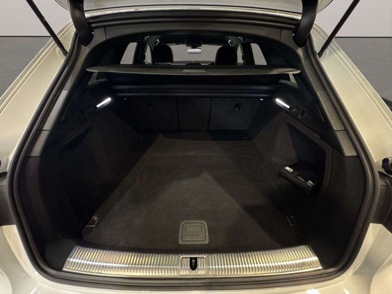 2023 AUDI A4 AVANT 2023 AUDI A4 AVANT