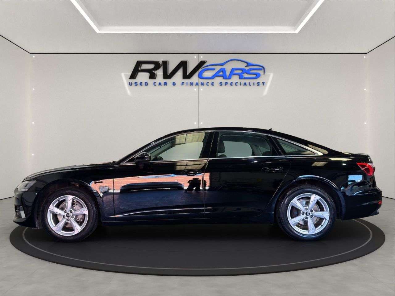 A 2022 AUDI A6 SALOON 2.0 TFSI 40 Sport Saloon 4dr Petrol S Tronic Euro 6 (s/s) (204 ps) A 2022 AUDI A6 SALOON 2.0 TFSI 40 Sport Saloon 4dr Petrol S Tronic Euro 6 (s/s) (204 ps)