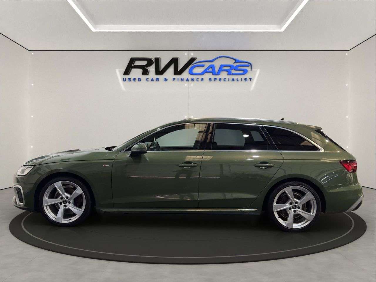 A 2023 AUDI A4 AVANT 2.0 TFSI 35 S line Estate 5dr Petrol S Tronic Euro 6 (s/s) (150 ps) A 2023 AUDI A4 AVANT 2.0 TFSI 35 S line Estate 5dr Petrol S Tronic Euro 6 (s/s) (150 ps)