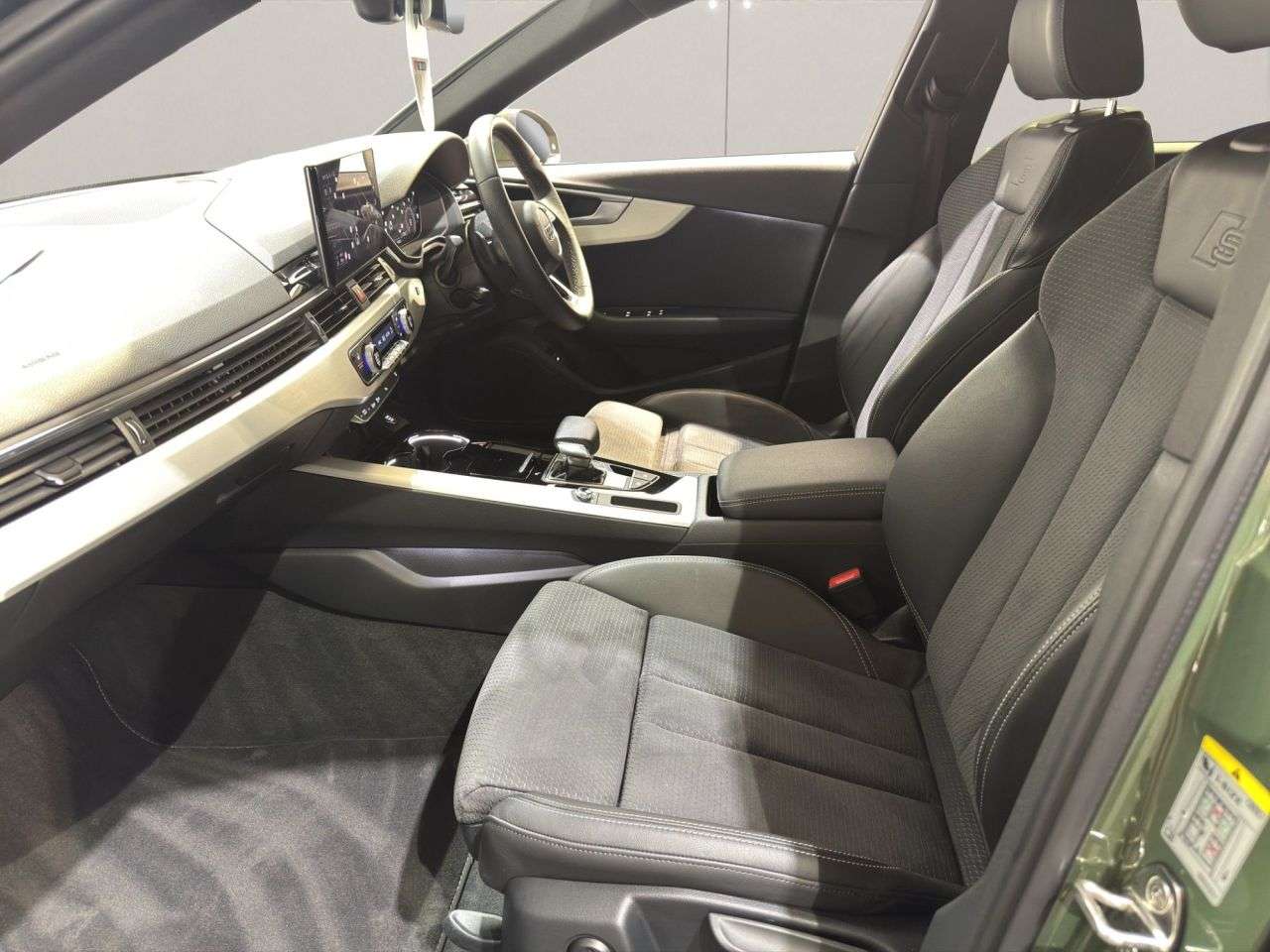 2023 AUDI A4 AVANT 2023 AUDI A4 AVANT