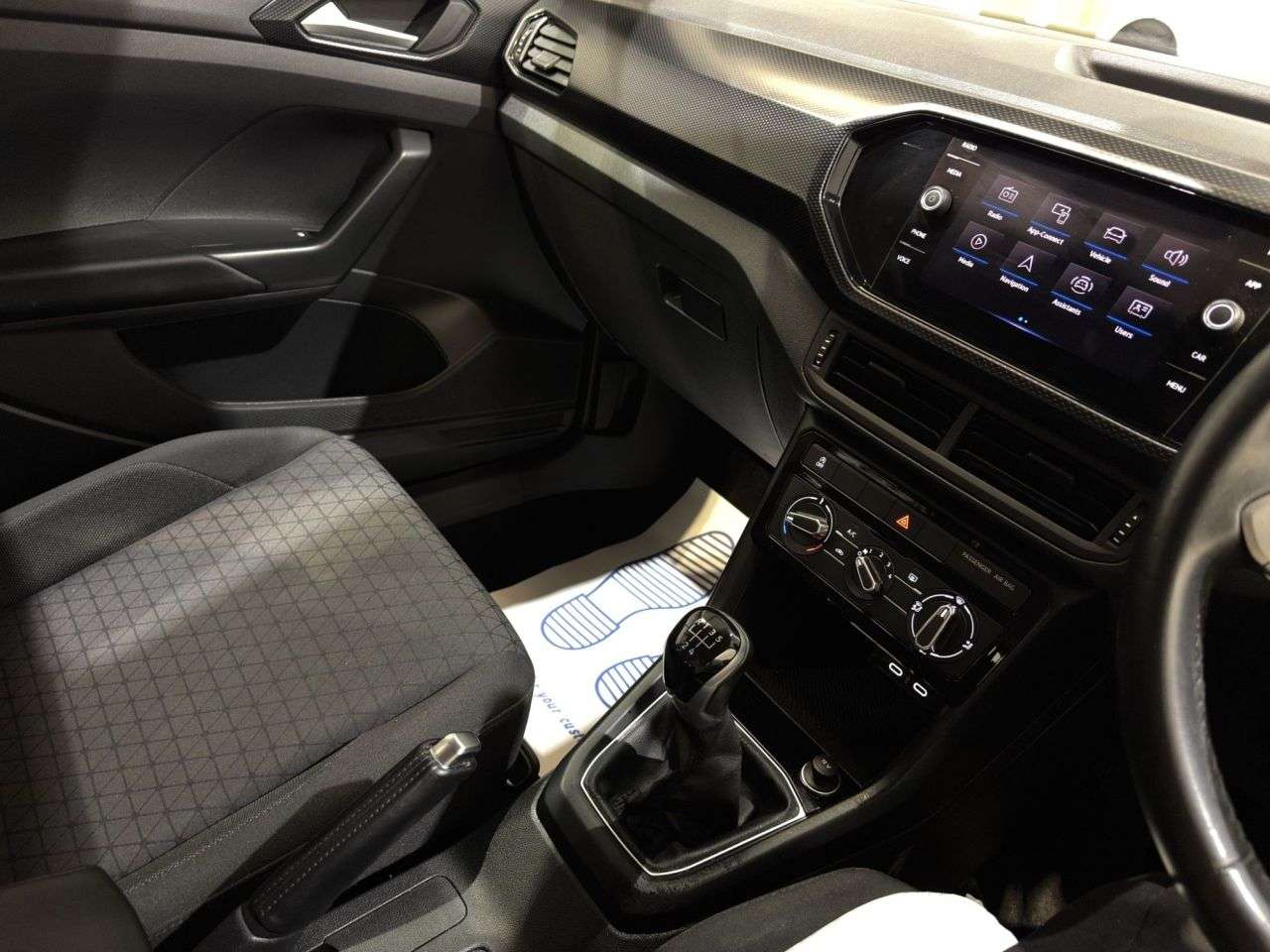 2023 VOLKSWAGEN T-CROSS 2023 VOLKSWAGEN T-CROSS