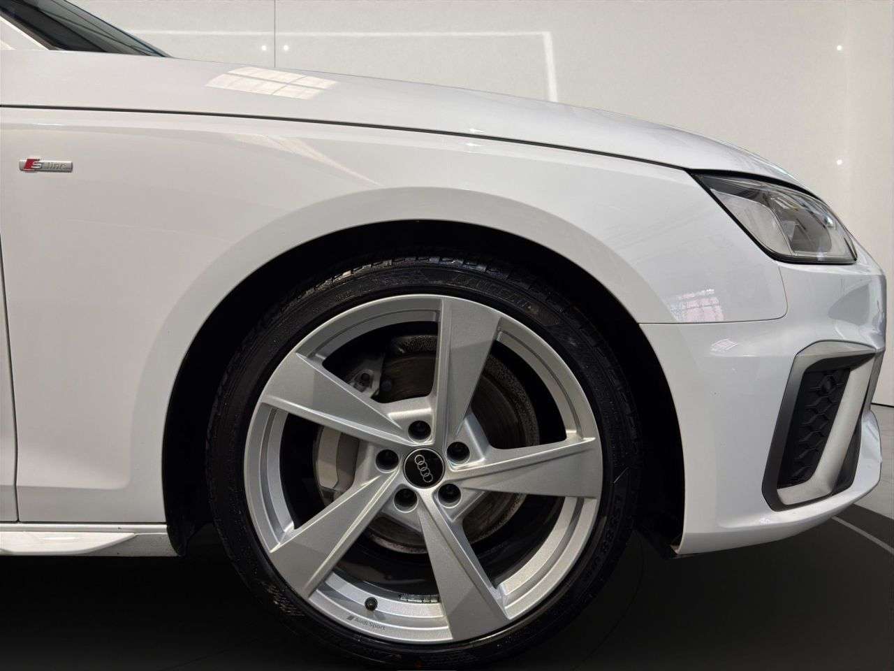 2024 AUDI A4 AVANT 2024 AUDI A4 AVANT