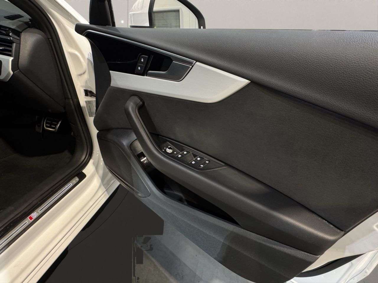 2024 AUDI A4 AVANT 2024 AUDI A4 AVANT