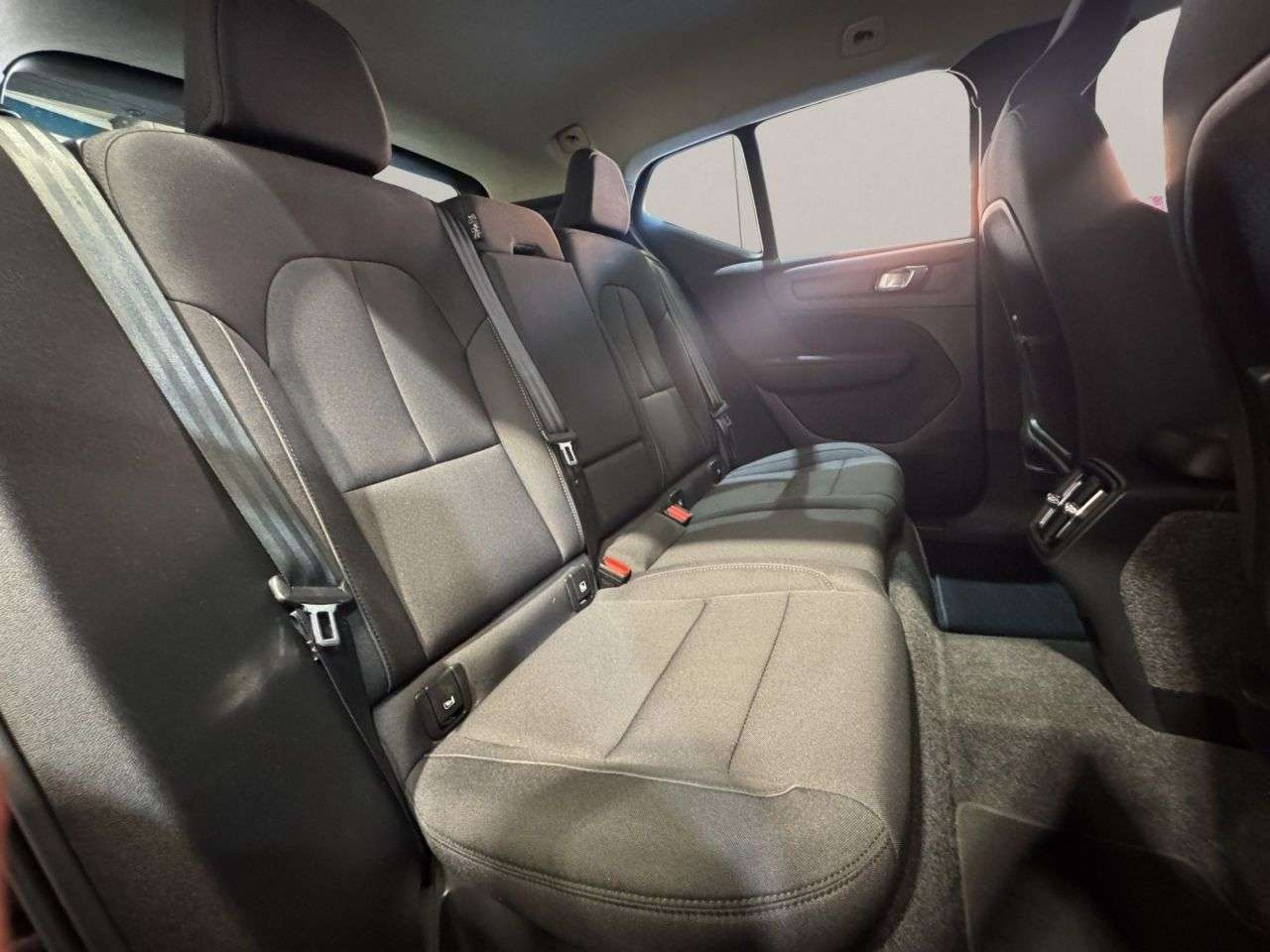 2022 VOLVO XC40 2022 VOLVO XC40