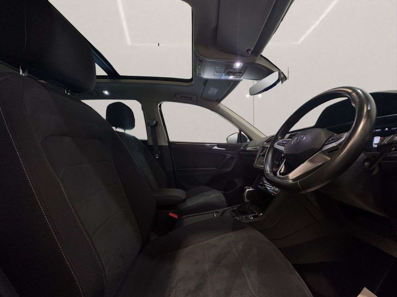 2022 VOLKSWAGEN TIGUAN 2022 VOLKSWAGEN TIGUAN