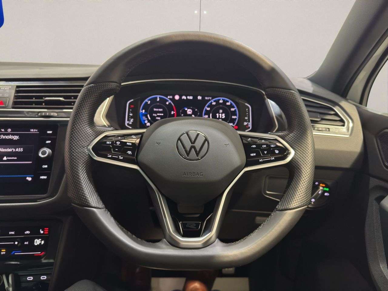 2022 VOLKSWAGEN TIGUAN 2022 VOLKSWAGEN TIGUAN