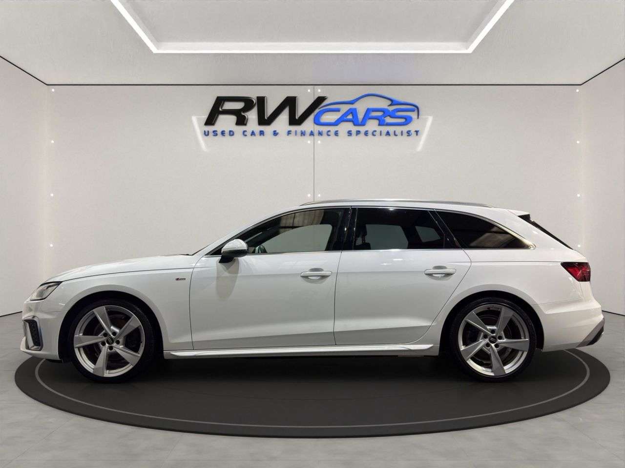 A 2023 AUDI A4 AVANT 2.0 TFSI 35 S line Estate 5dr Petrol S Tronic Euro 6 (s/s) (150 ps) A 2023 AUDI A4 AVANT 2.0 TFSI 35 S line Estate 5dr Petrol S Tronic Euro 6 (s/s) (150 ps)