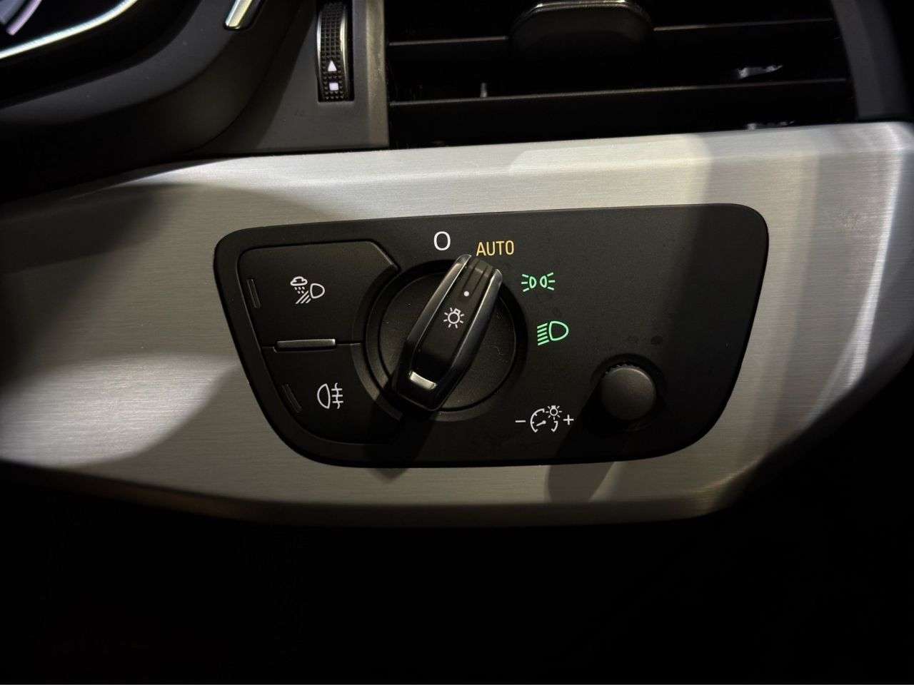 2023 AUDI A4 AVANT 2023 AUDI A4 AVANT