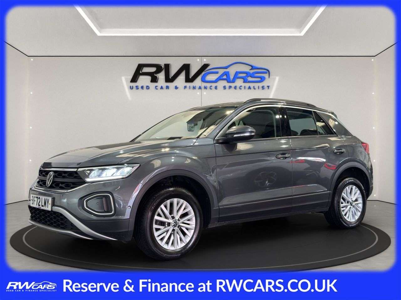 A 2022 VOLKSWAGEN T-ROC 1.5 TSI Life SUV 5dr Petrol Manual Euro 6 (s/s) (150 ps) A 2022 VOLKSWAGEN T-ROC 1.5 TSI Life SUV 5dr Petrol Manual Euro 6 (s/s) (150 ps)