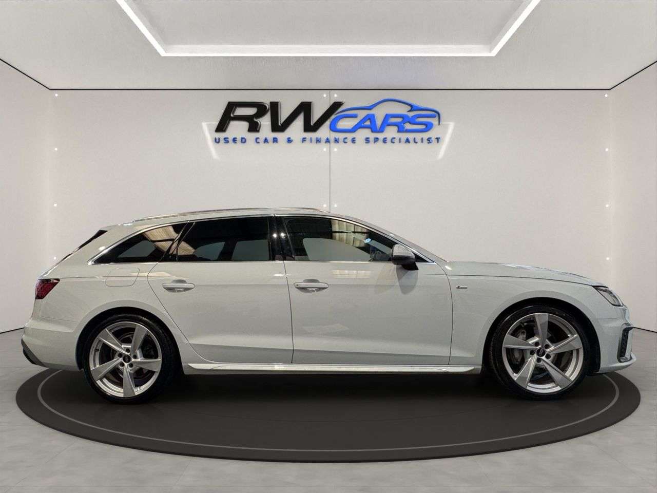2024 AUDI A4 AVANT 2024 AUDI A4 AVANT