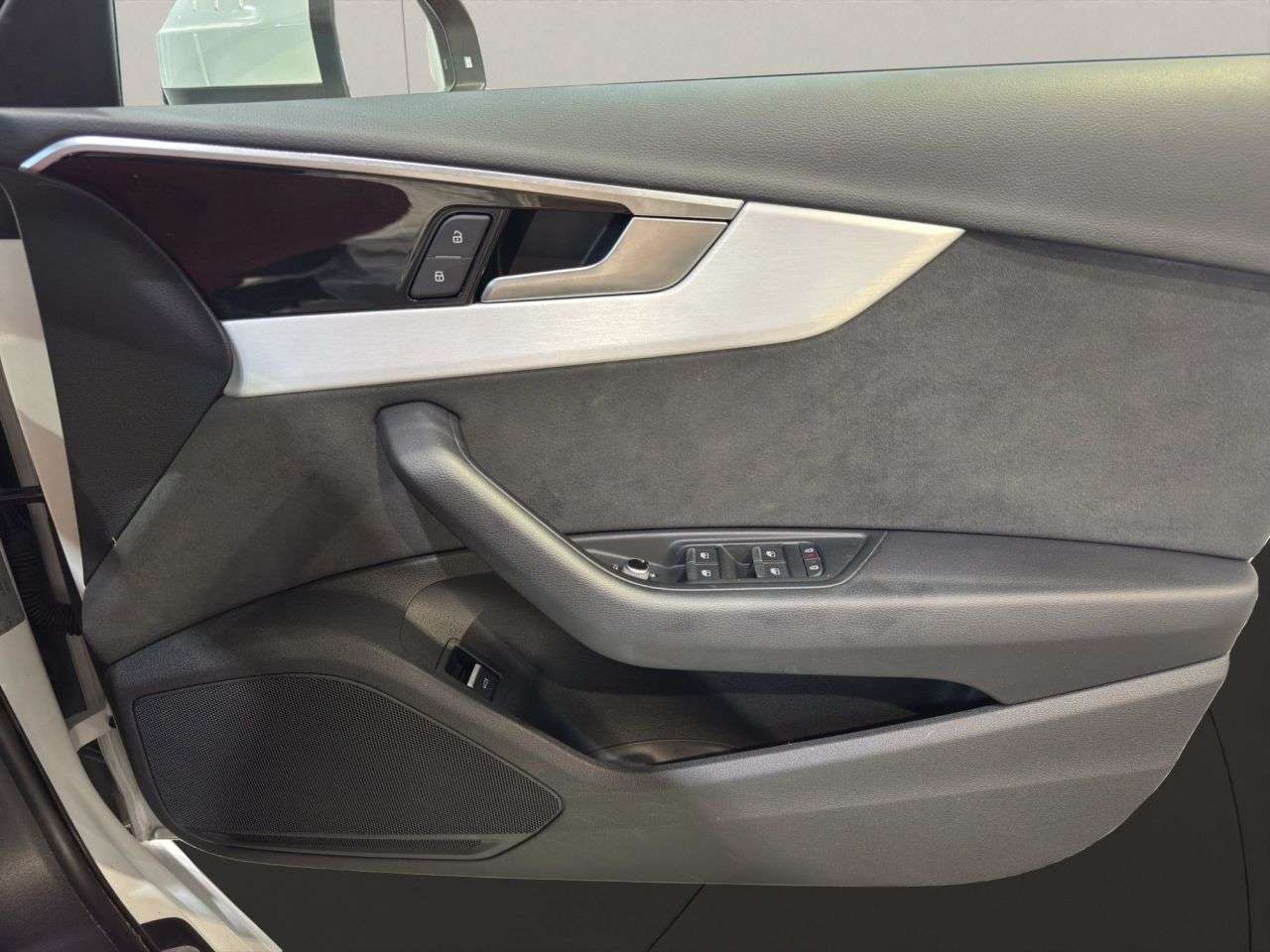 2024 AUDI A4 AVANT 2024 AUDI A4 AVANT