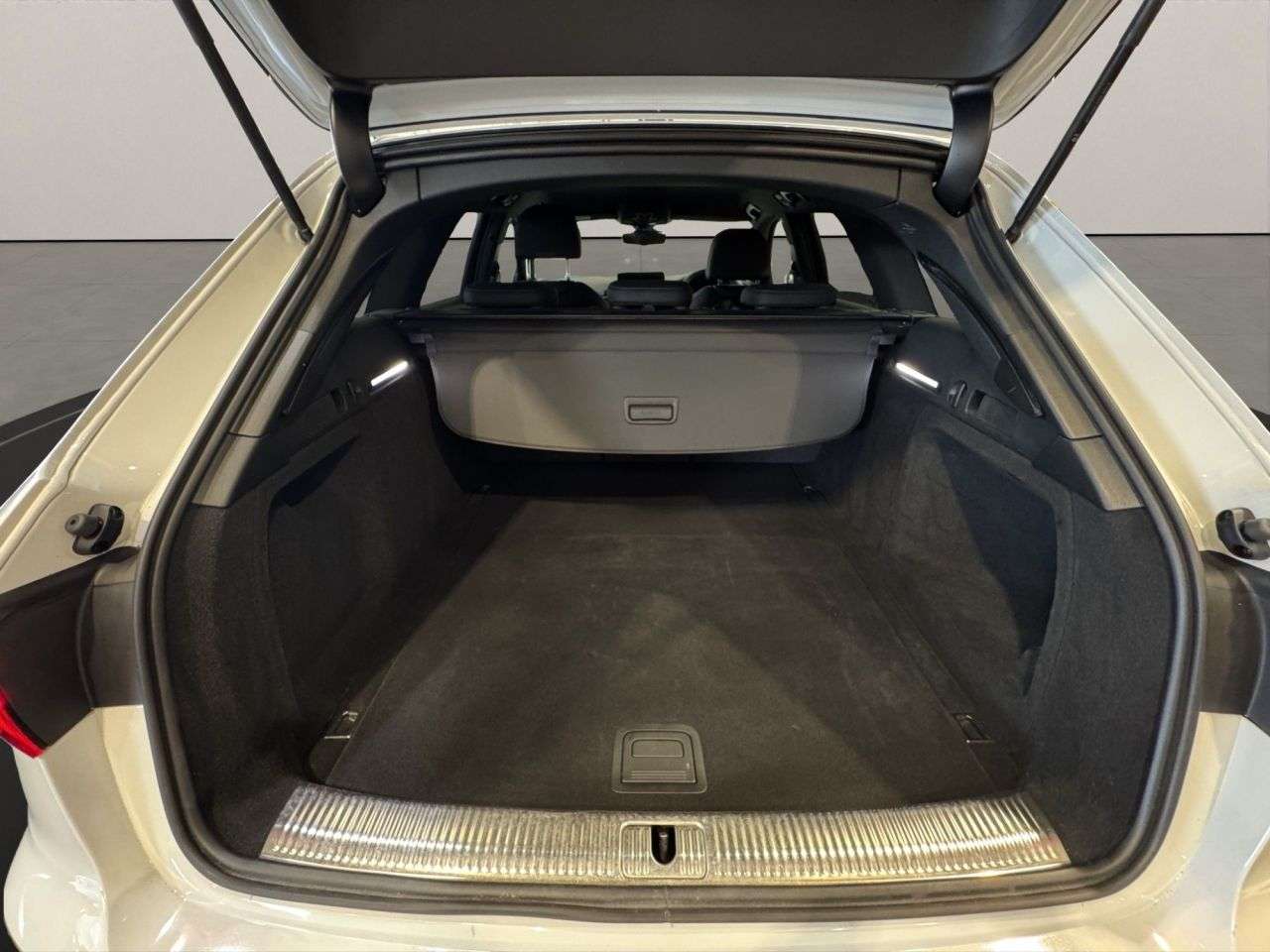 2024 AUDI A4 AVANT 2024 AUDI A4 AVANT