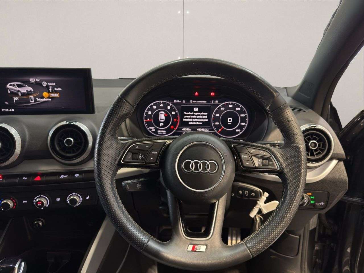 2022 AUDI Q2 2022 AUDI Q2