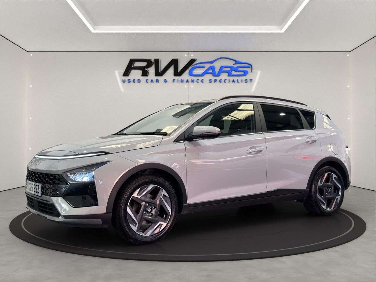 A 2025 HYUNDAI BAYON 1.0 T-GDi Premium SUV 5dr Petrol DCT Euro 6 (s/s) (100 ps) A 2025 HYUNDAI BAYON 1.0 T-GDi Premium SUV 5dr Petrol DCT Euro 6 (s/s) (100 ps)
