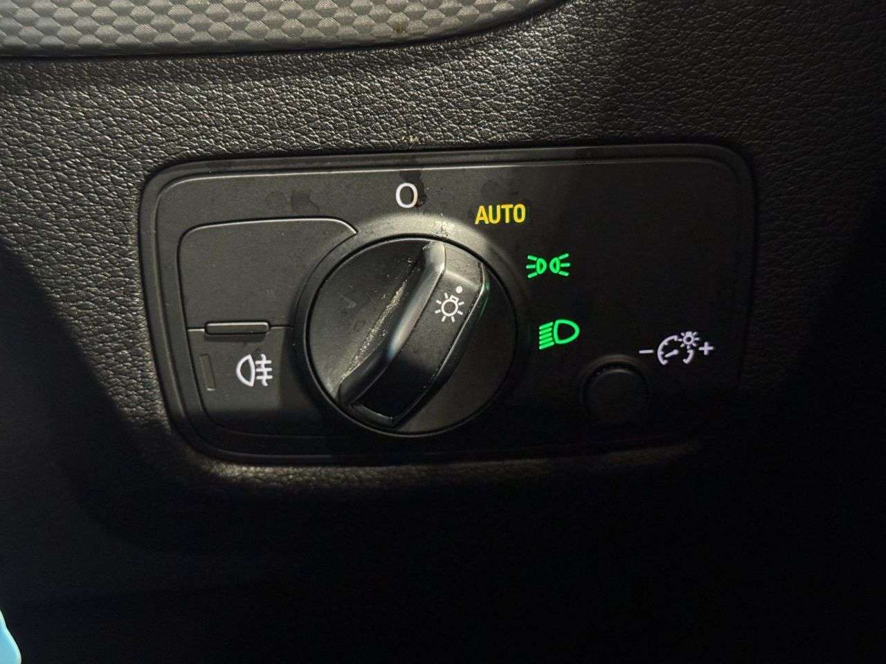2023 AUDI Q2 2023 AUDI Q2