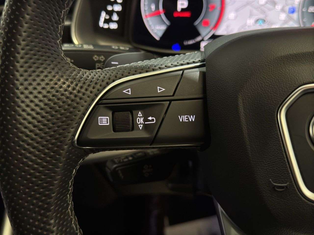 2023 AUDI Q7 2023 AUDI Q7