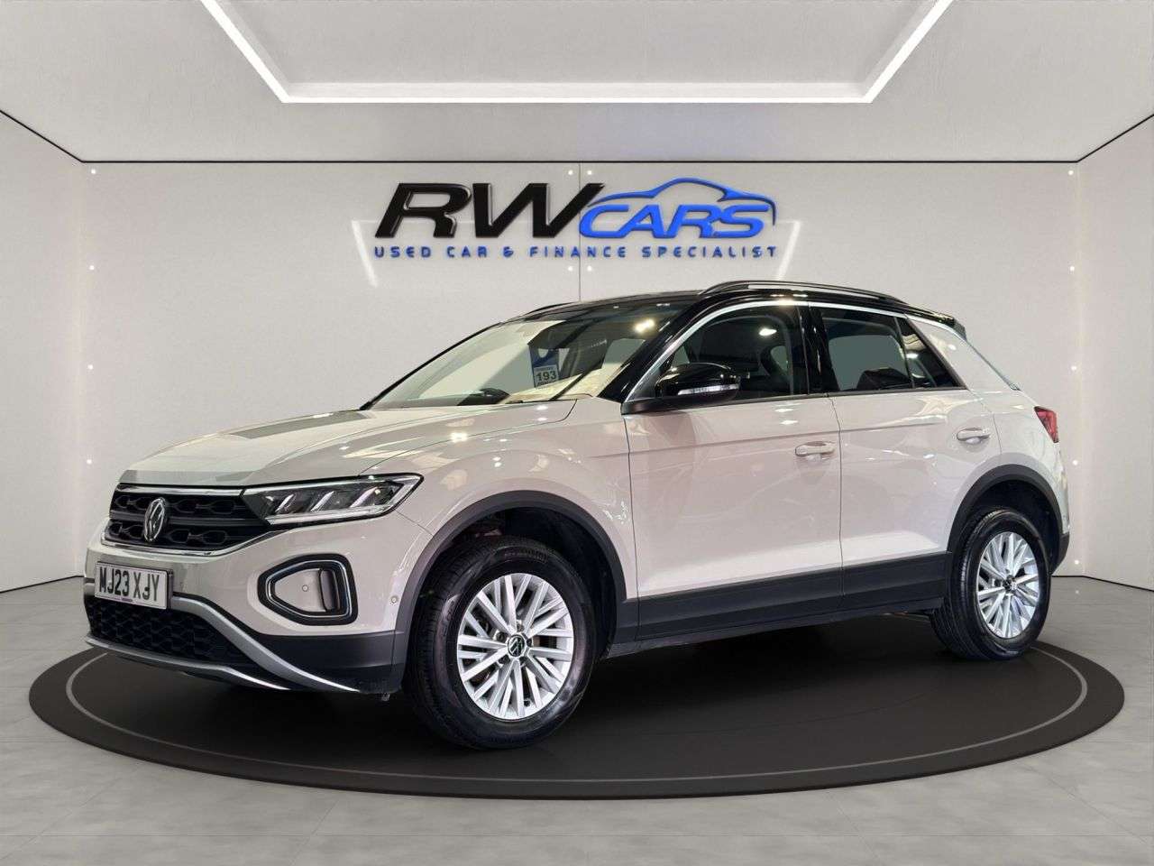 A 2023 VOLKSWAGEN T-ROC 1.5 TSI Life SUV 5dr Petrol DSG Euro 6 (s/s) (150 ps) A 2023 VOLKSWAGEN T-ROC 1.5 TSI Life SUV 5dr Petrol DSG Euro 6 (s/s) (150 ps)