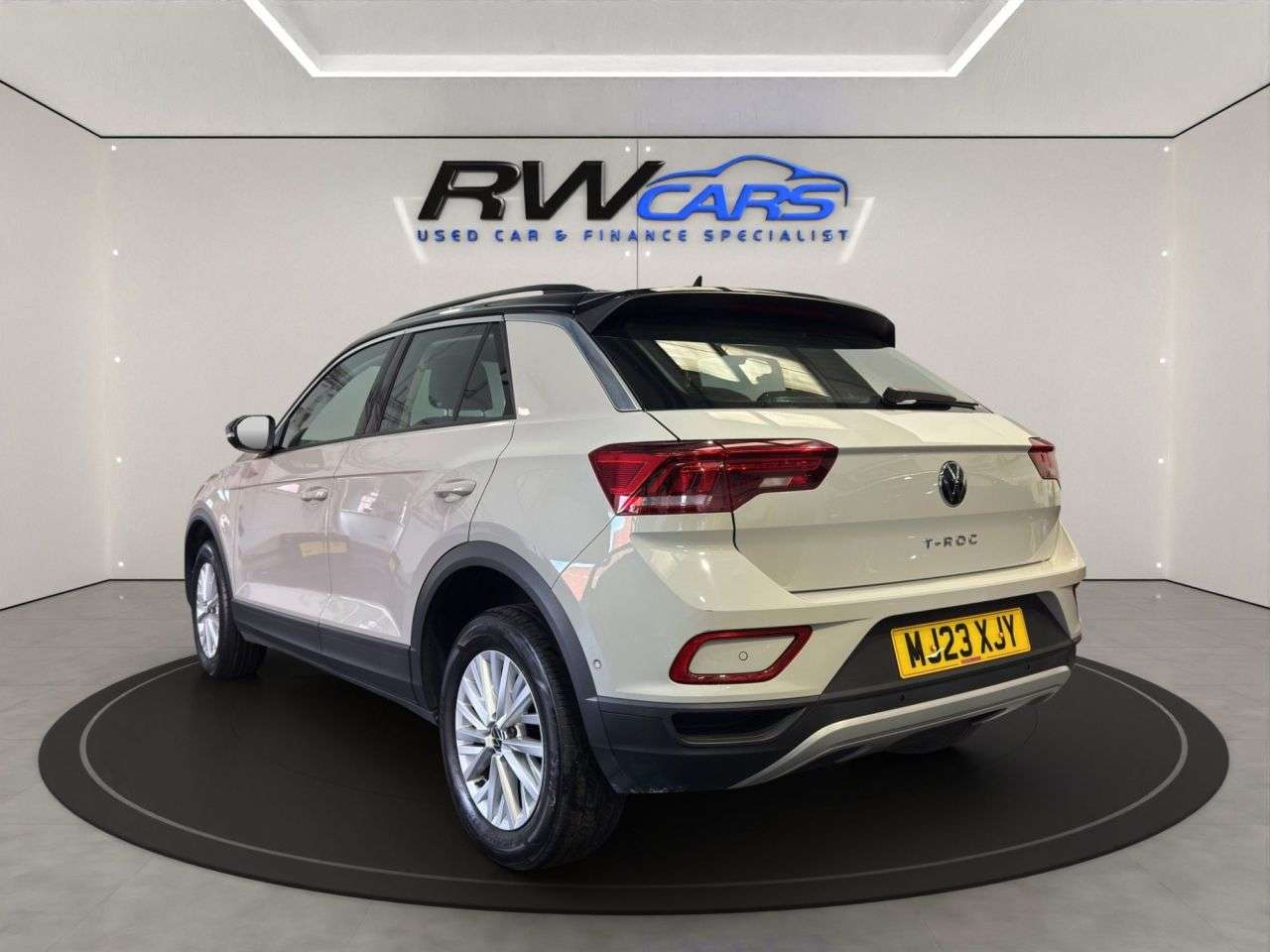 A 2023 VOLKSWAGEN T-ROC 1.5 TSI Life SUV 5dr Petrol DSG Euro 6 (s/s) (150 ps) A 2023 VOLKSWAGEN T-ROC 1.5 TSI Life SUV 5dr Petrol DSG Euro 6 (s/s) (150 ps)