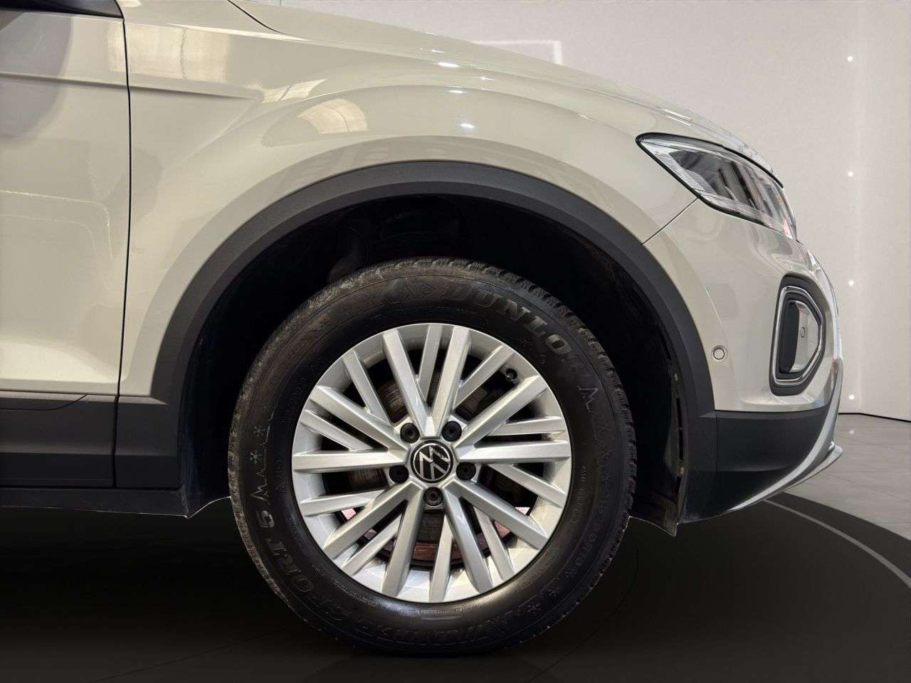 2023 VOLKSWAGEN T-ROC 2023 VOLKSWAGEN T-ROC