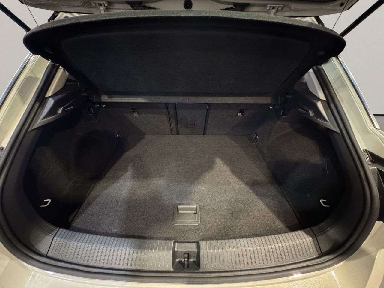 2023 VOLKSWAGEN T-ROC 2023 VOLKSWAGEN T-ROC