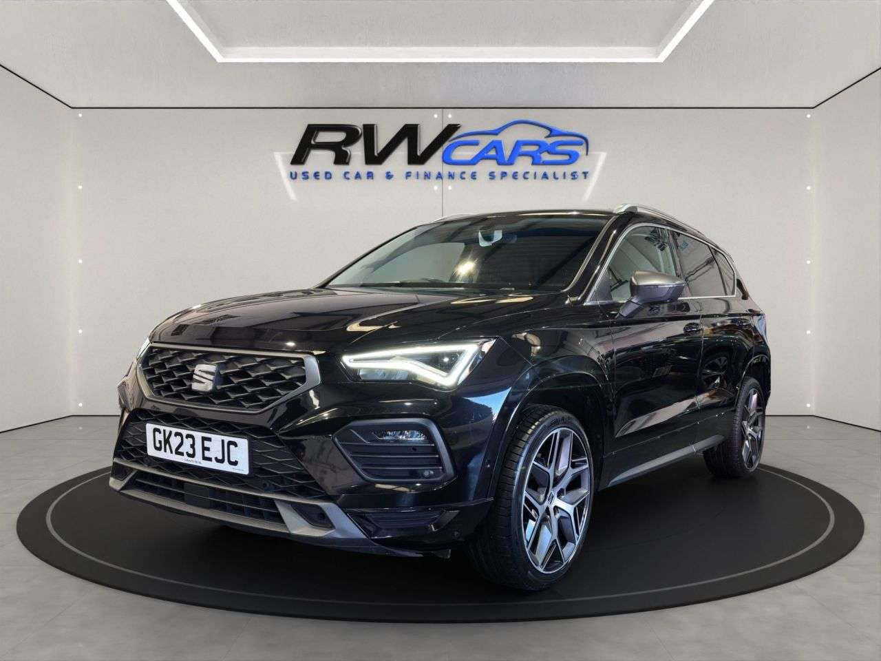 A 2023 SEAT ATECA 1.5 TSI EVO FR Sport SUV 5dr Petrol DSG Euro 6 (s/s) (150 ps) A 2023 SEAT ATECA 1.5 TSI EVO FR Sport SUV 5dr Petrol DSG Euro 6 (s/s) (150 ps)