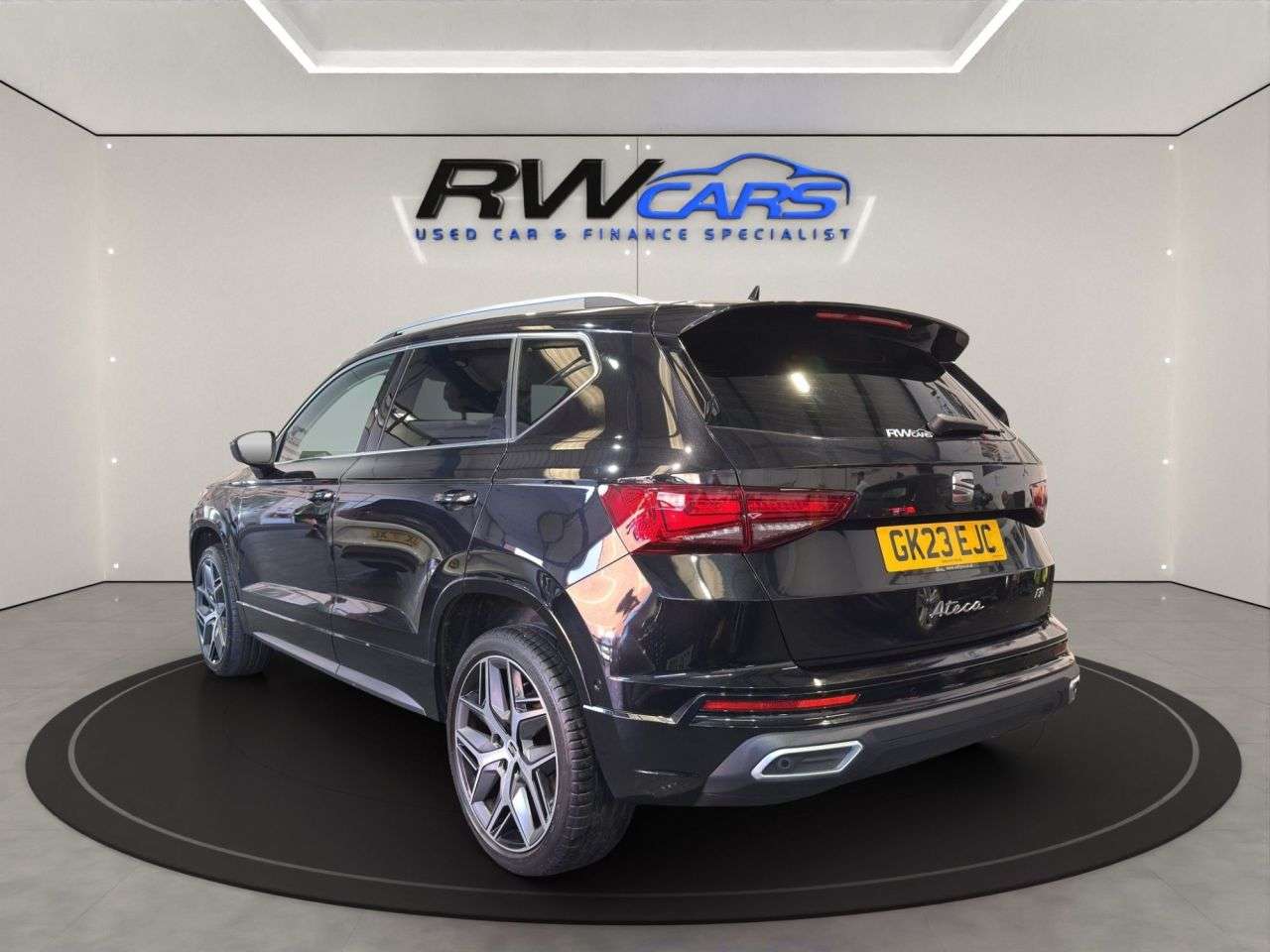 A 2023 SEAT ATECA 1.5 TSI EVO FR Sport SUV 5dr Petrol DSG Euro 6 (s/s) (150 ps) A 2023 SEAT ATECA 1.5 TSI EVO FR Sport SUV 5dr Petrol DSG Euro 6 (s/s) (150 ps)