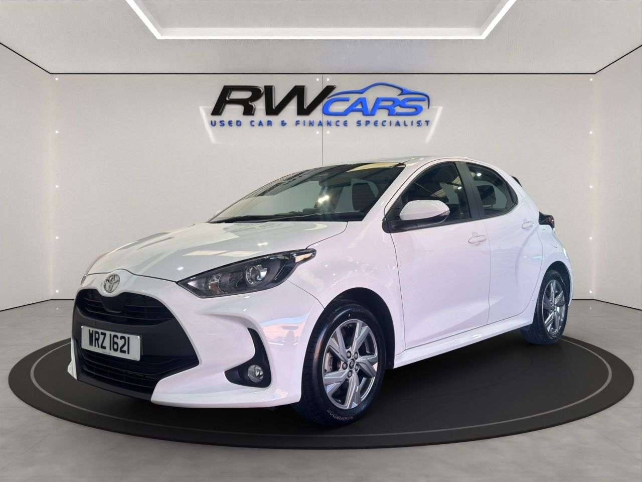 A 2024 TOYOTA YARIS 1.5 VVT-h Icon Hatchback 5dr Petrol Hybrid E-CVT Euro 6 (s/s) (116 ps) A 2024 TOYOTA YARIS 1.5 VVT-h Icon Hatchback 5dr Petrol Hybrid E-CVT Euro 6 (s/s) (116 ps)