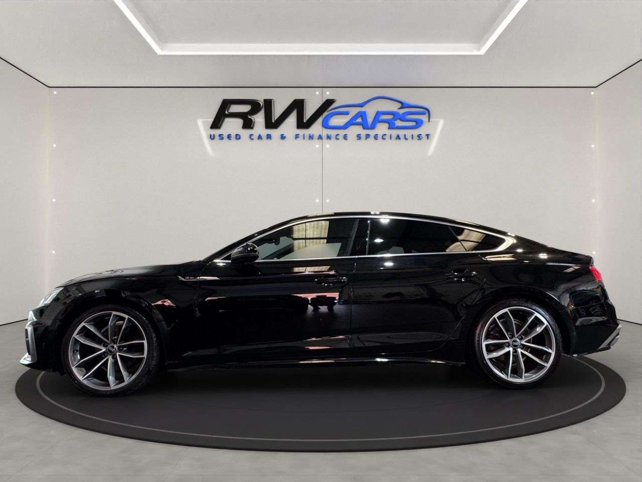 A 2022 AUDI A5 2.0 TDI 35 S line Sportback 5dr Diesel S Tronic Euro 6 (s/s) (163 ps) A 2022 AUDI A5 2.0 TDI 35 S line Sportback 5dr Diesel S Tronic Euro 6 (s/s) (163 ps)