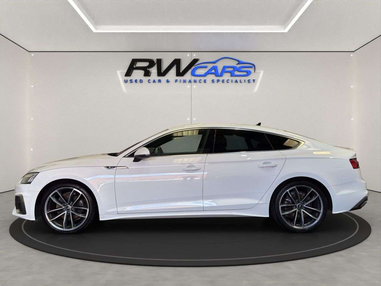 A 2022 AUDI A5 2.0 TDI 35 S line Sportback 5dr Diesel S Tronic Euro 6 (s/s) (163 ps) A 2022 AUDI A5 2.0 TDI 35 S line Sportback 5dr Diesel S Tronic Euro 6 (s/s) (163 ps)