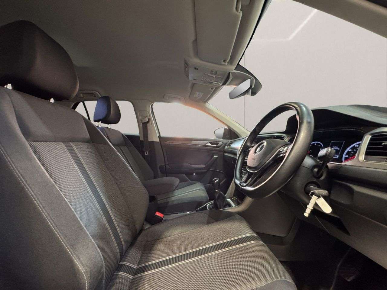 2021 VOLKSWAGEN T-ROC 2021 VOLKSWAGEN T-ROC